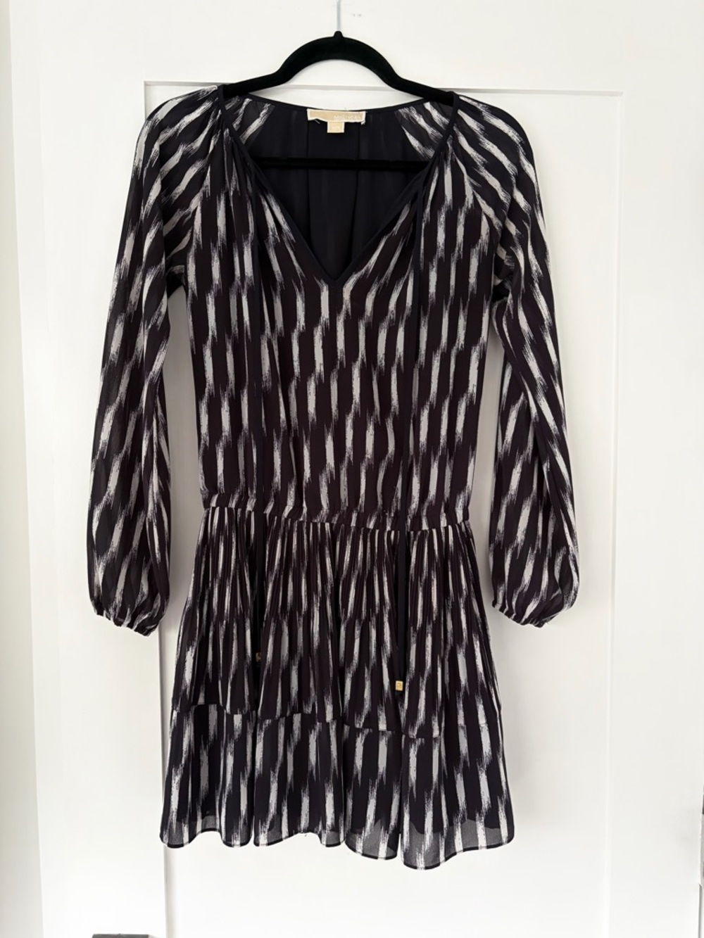 Michael Kors Long Sleeve Mini Dress Size XXS Dark Blue/White